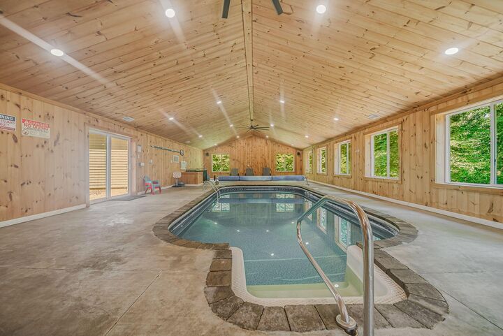 Property Photo: 23095 Buena Vista Road OH 43149