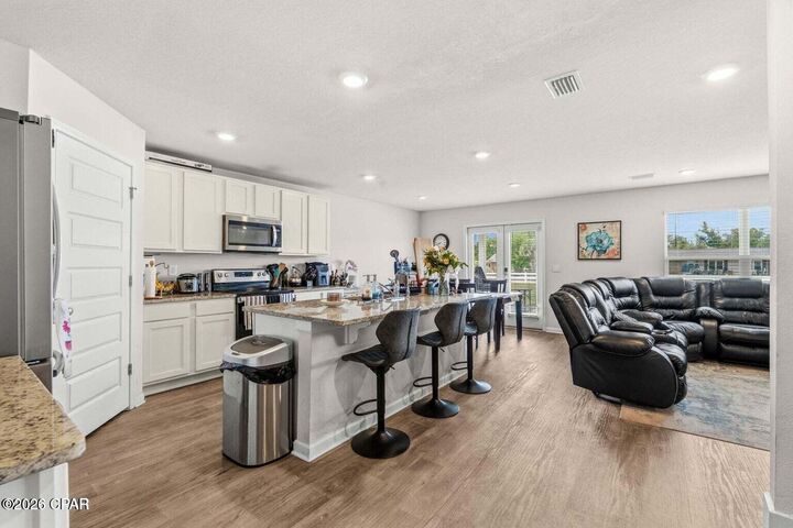 Property Photo: 247 Ryder Lane FL 32404