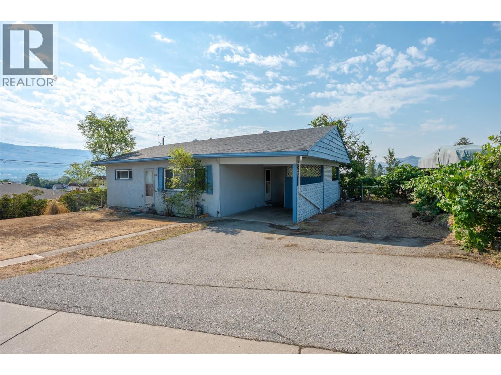 Property Photo: 8903 74th Avenue BC V0H 1V0