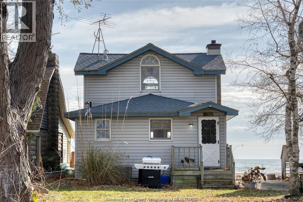 Property Photo: 1049 Heritage Road ON N9Y 2E6