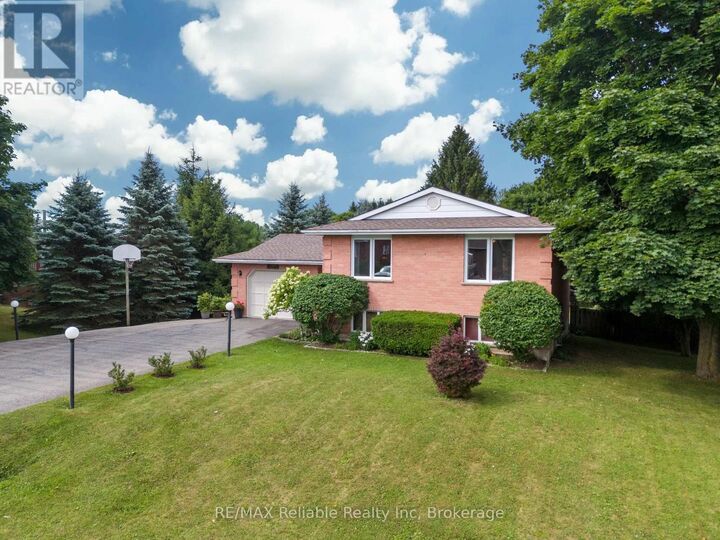Property Photo: 25 Jordan Drive ON N0G 1E0