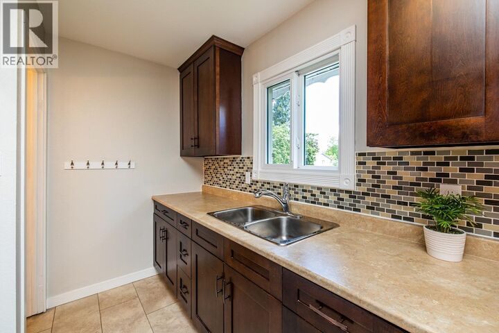 Property Photo: 7889 Queens Crescent BC V2N 3H5