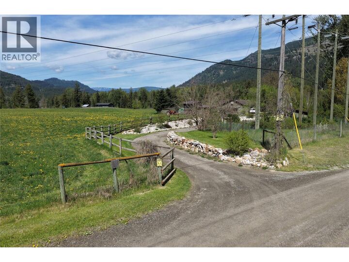 Property Photo: 26 Byers Road BC V0E 2G1