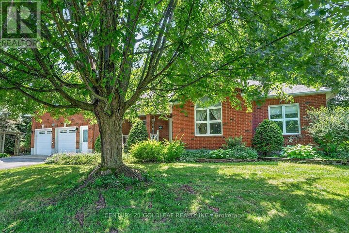 Property Photo: 2936 Turquoise Crescent ON K4B 1K2