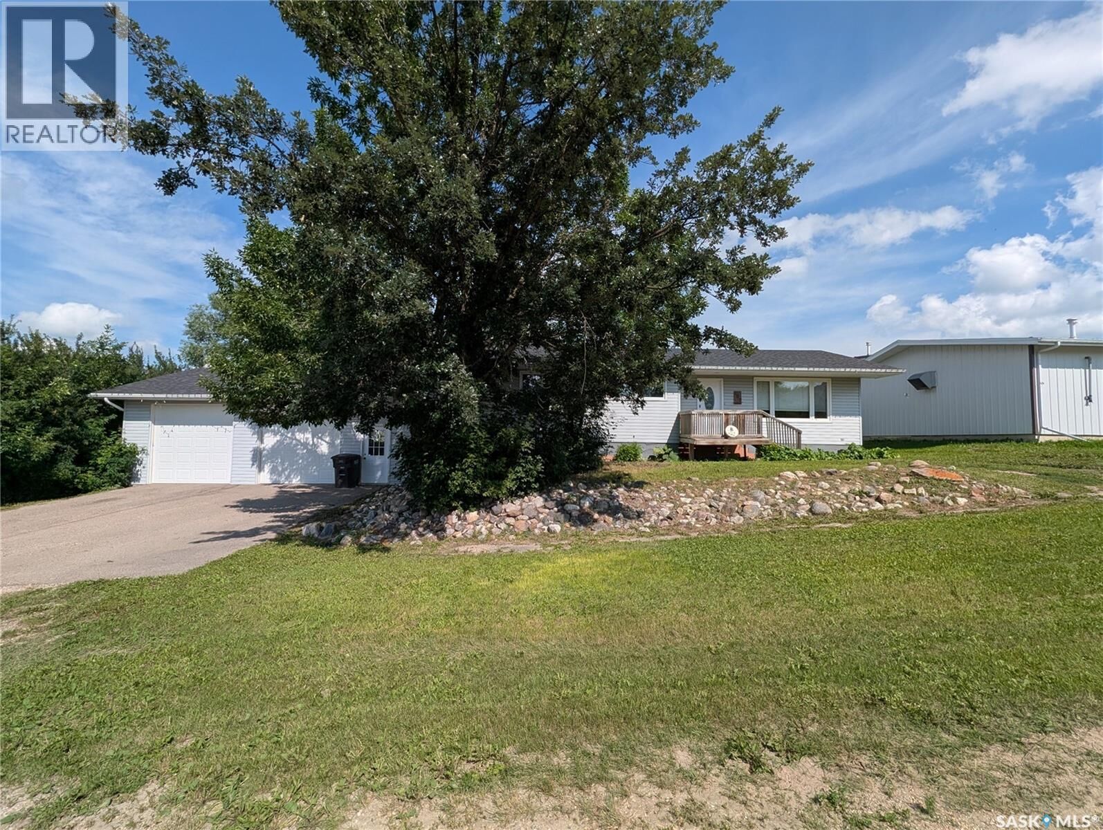Property Photo: 107 Carlton Street SK S0K 4M0