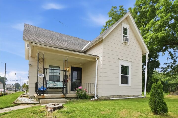 Property Photo:  501 N Yellow Springs Street  OH 45504 