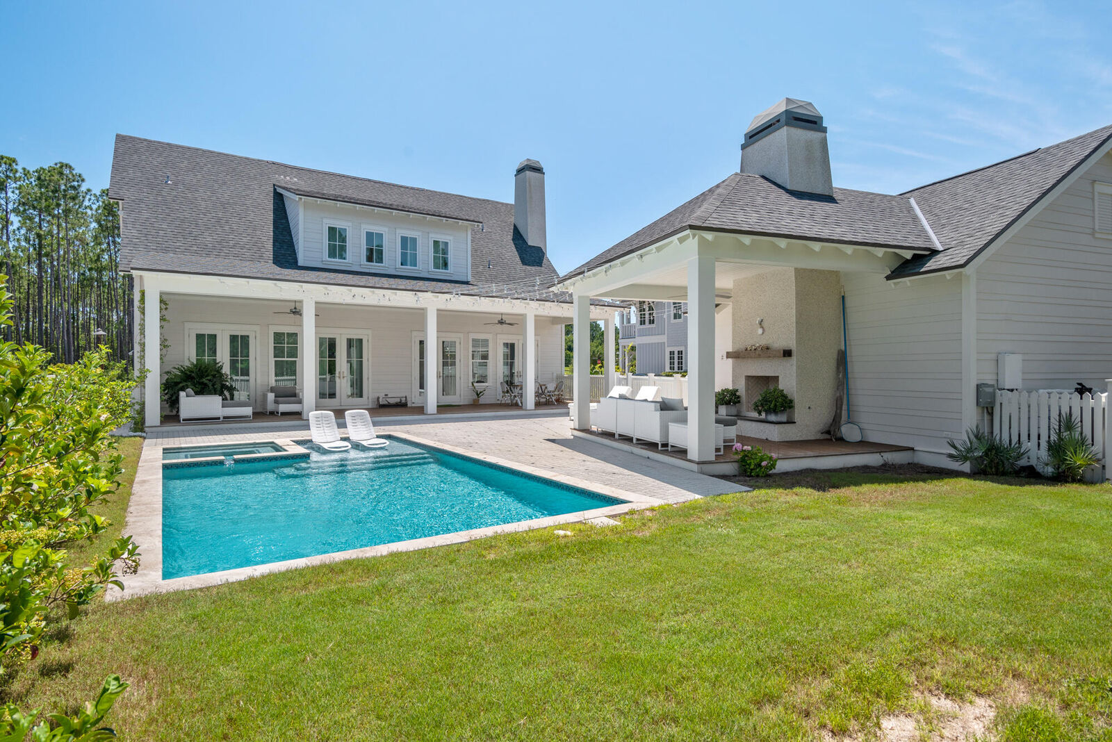 Property Photo: 230 N Splash Drive FL 32461