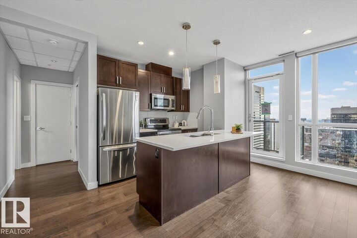 Property Photo: 10238 103 Street NW 2702 AB T5J 0G6