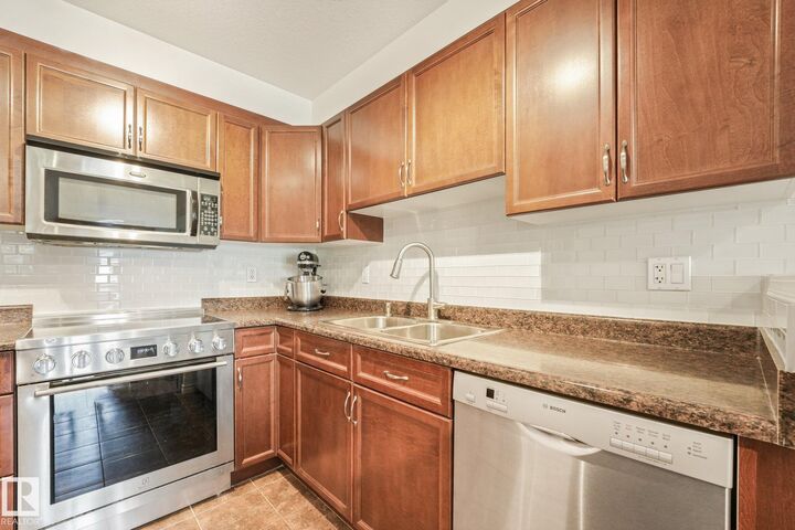 Property Photo: 1589 Glastonbury Boulevard NW 209 AB T5T 2V1