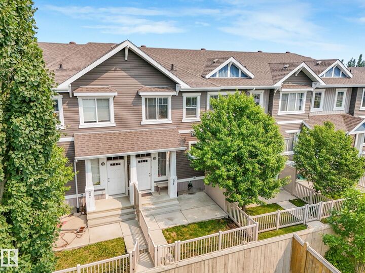 Property Photo:  1140 Chappelle Boulevard SW 21  AB T6W 2Z3 