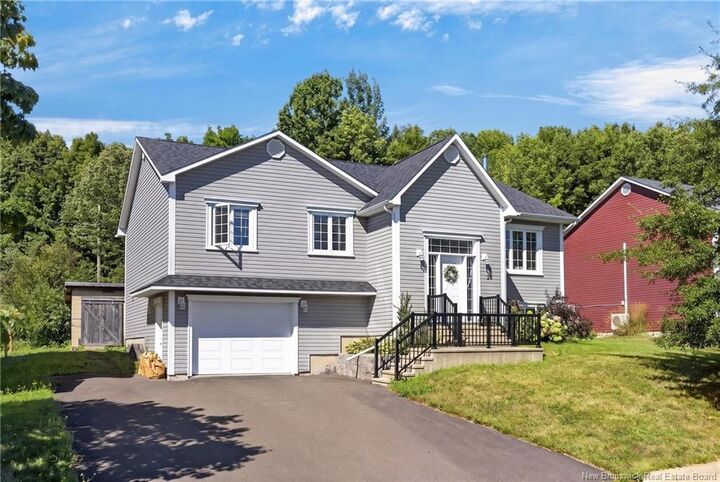 28 Brandon Court — photo 1