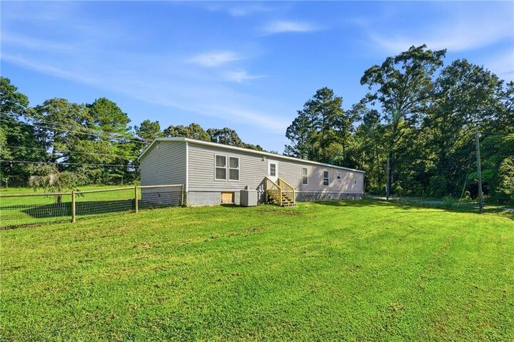 Property Photo:  945 Cape Trail  GA 30175 
