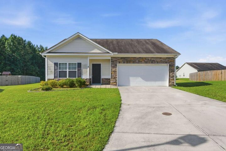 Property Photo: 6 Bayberry Circle SW GA 30165