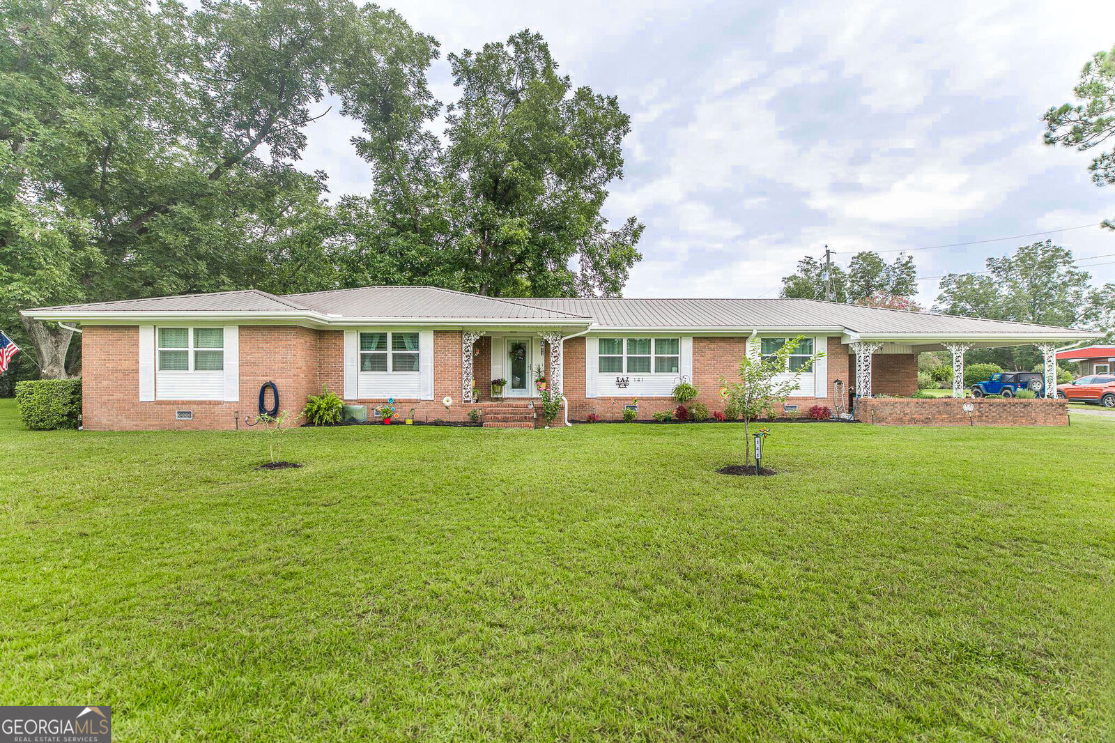 Property Photo: 141 N Railroad Avenue GA 31011