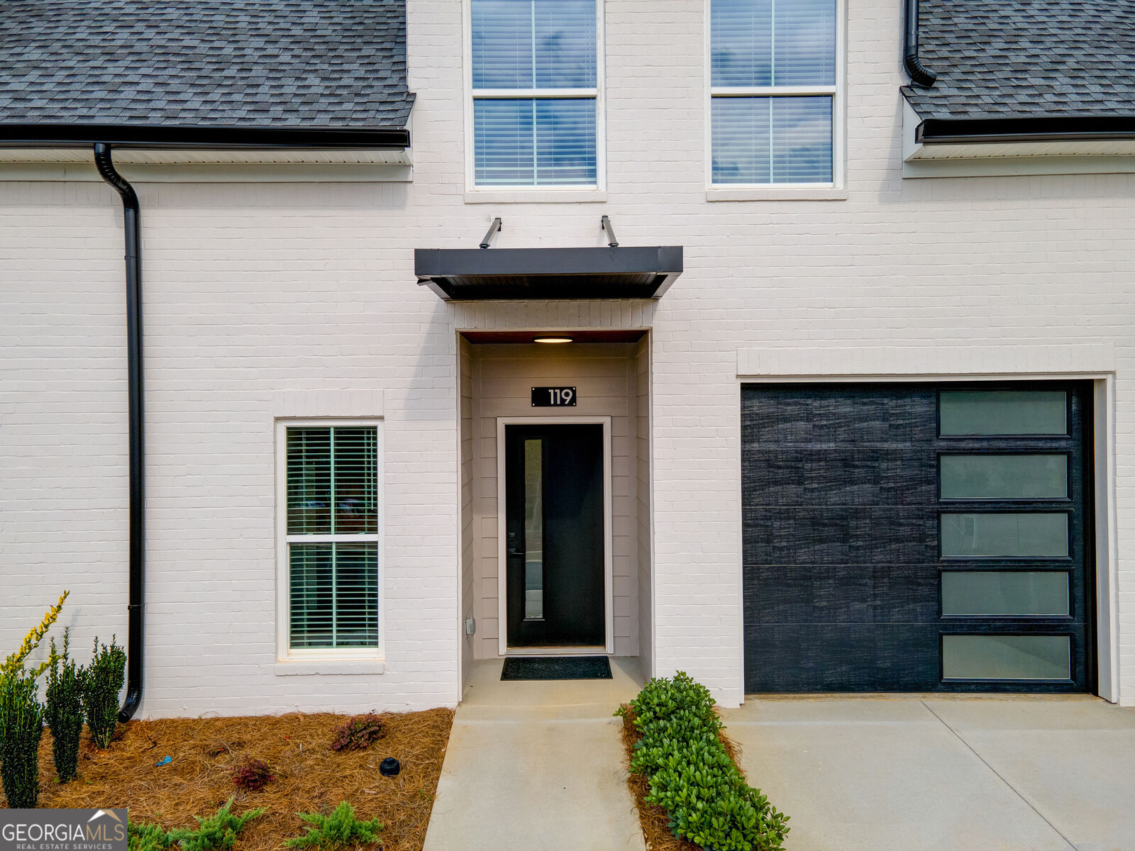 Property Photo: 119 Chateau Drive GA 30161