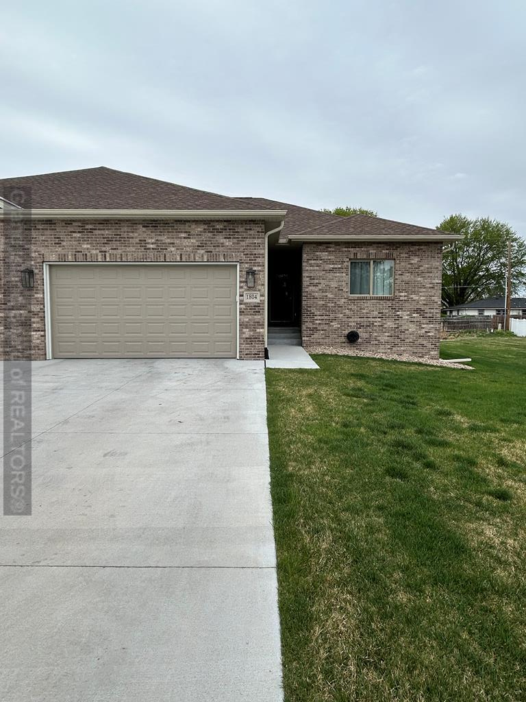 Property Photo:  1804 Del Mar Cir  NE 68803 