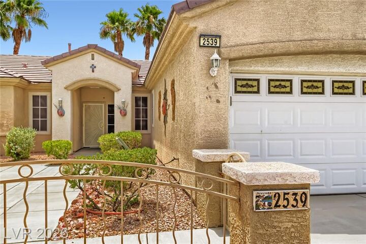 Property Photo:  2539 Evansville Avenue  NV 89052 