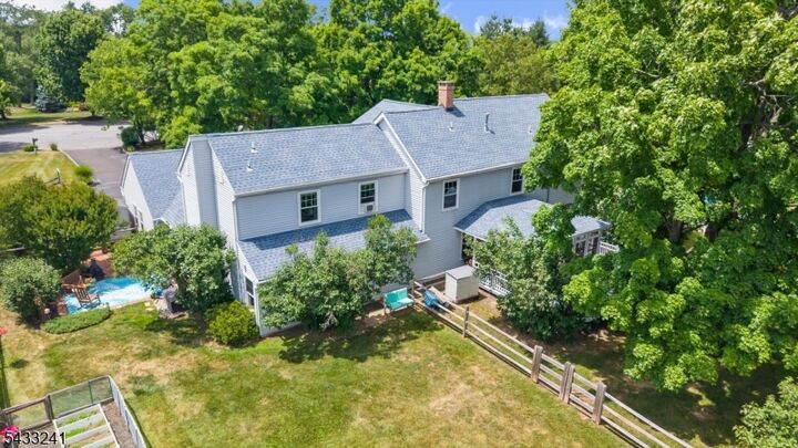 Property Photo: 9 Mills Ct NJ 08822