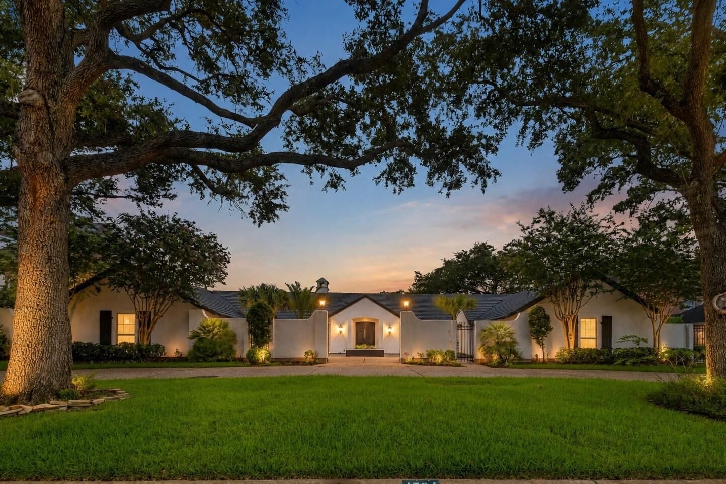 Property Photo:  1534 David Searles Boulevard  TX 77478 