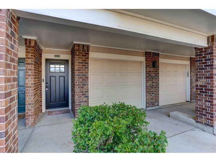 Property Photo:  2052 Oxford Ln  CO 80027 