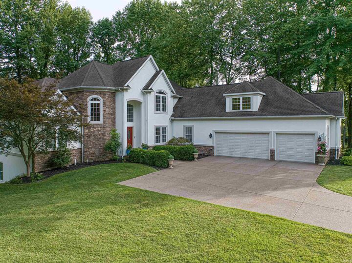 Property Photo:  8605 Clovely Court  IN 47630 