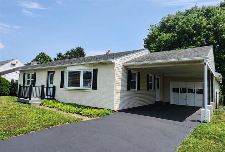 Property Photo: 3152 Hodle Avenue PA 18045
