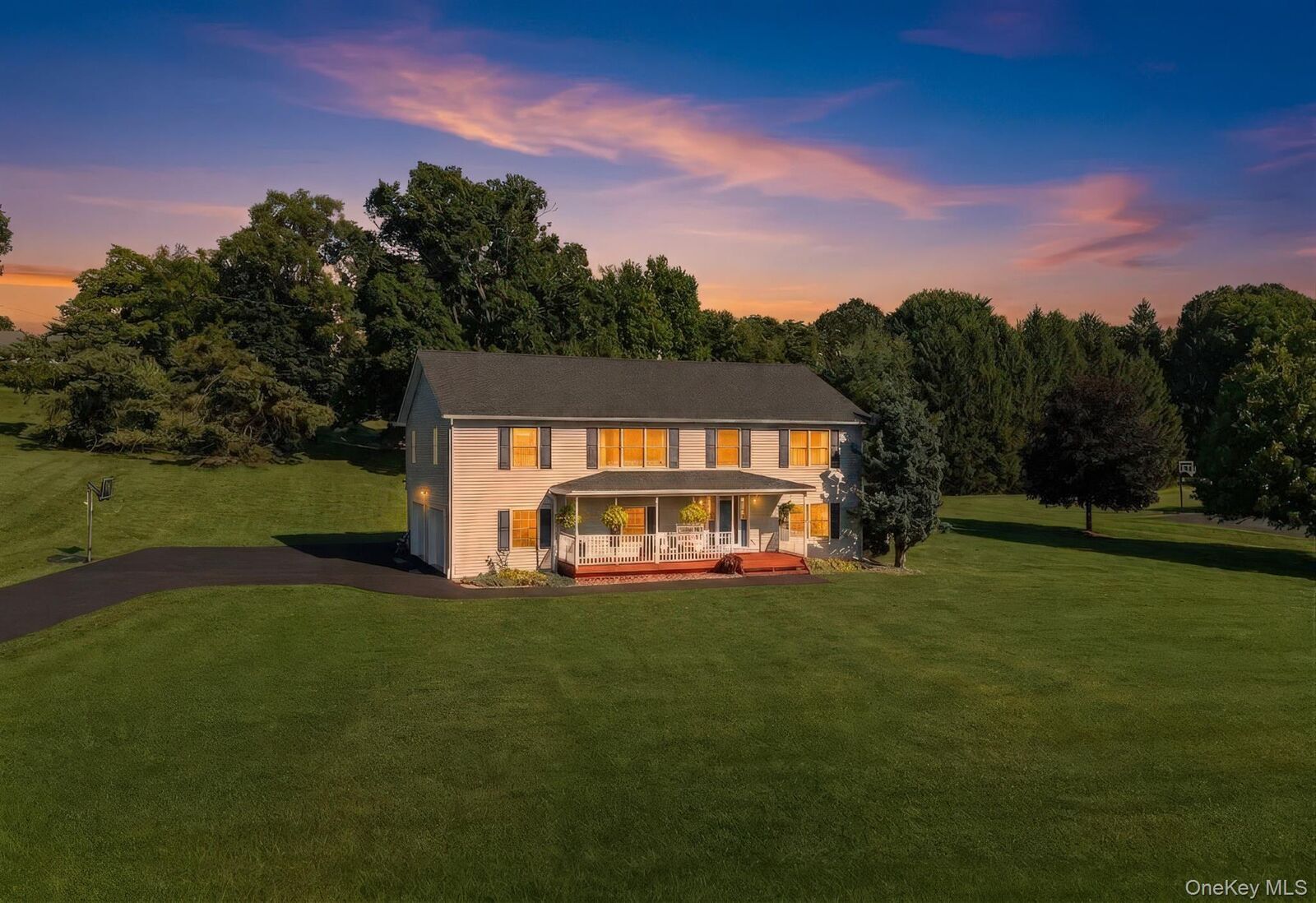 Property Photo:  3 Mill Pond Road  NY 12542 