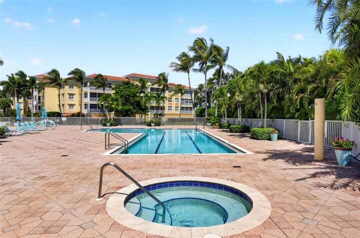 Property Photo: 255 West End Drive 4308 FL 33950