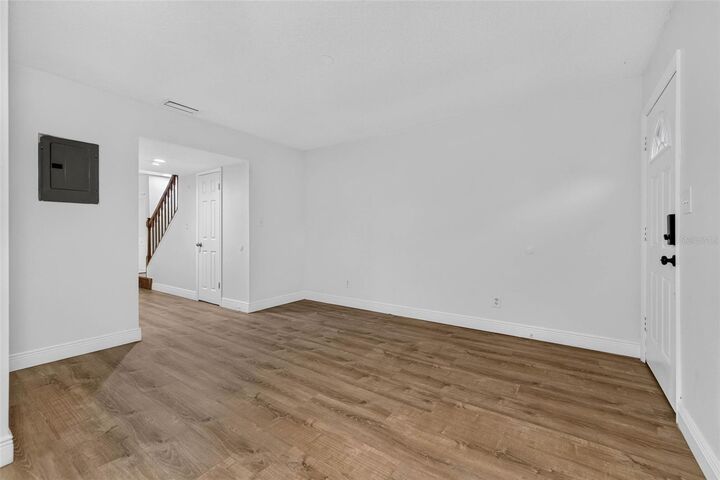 Property Photo:  9005 Pebble Creek Drive  FL 33647 