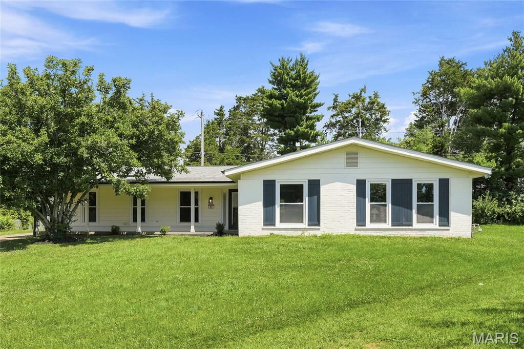 Property Photo: 107 Little Hill Court MO 63011