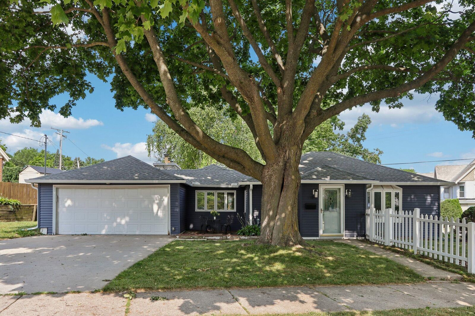 Property Photo: 210 Prospect Ave WI 53072