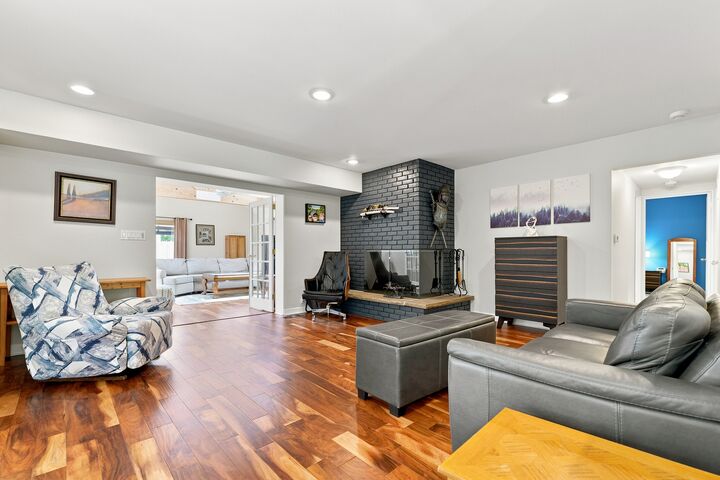 Property Photo: 781 Shag Bark Lane IL 60015