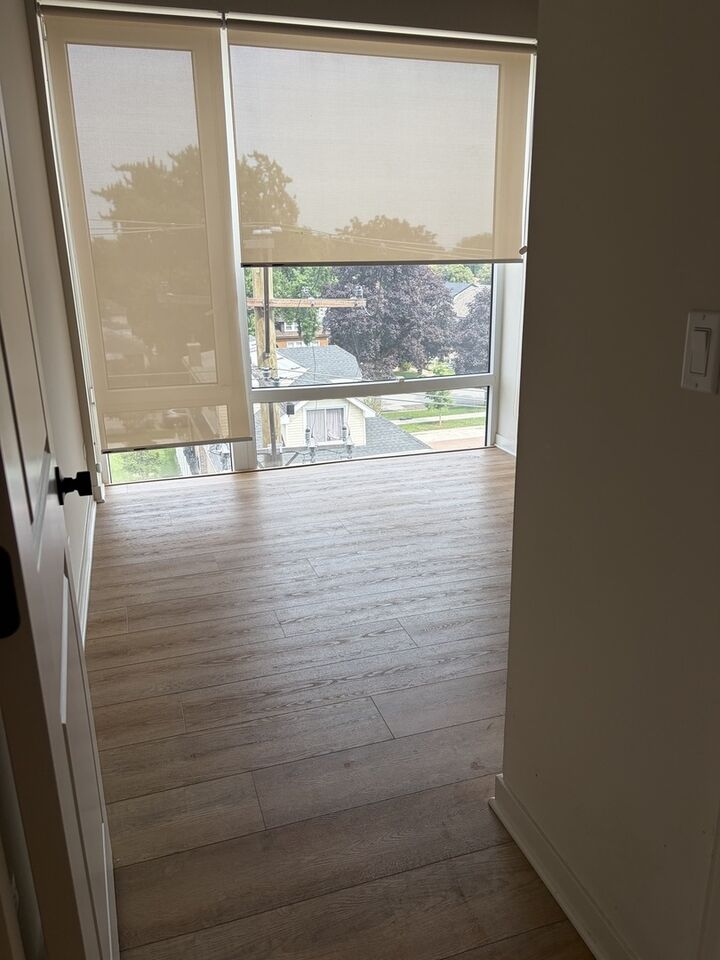 Property Photo: 2725 Thatcher Avenue 408 IL 60171