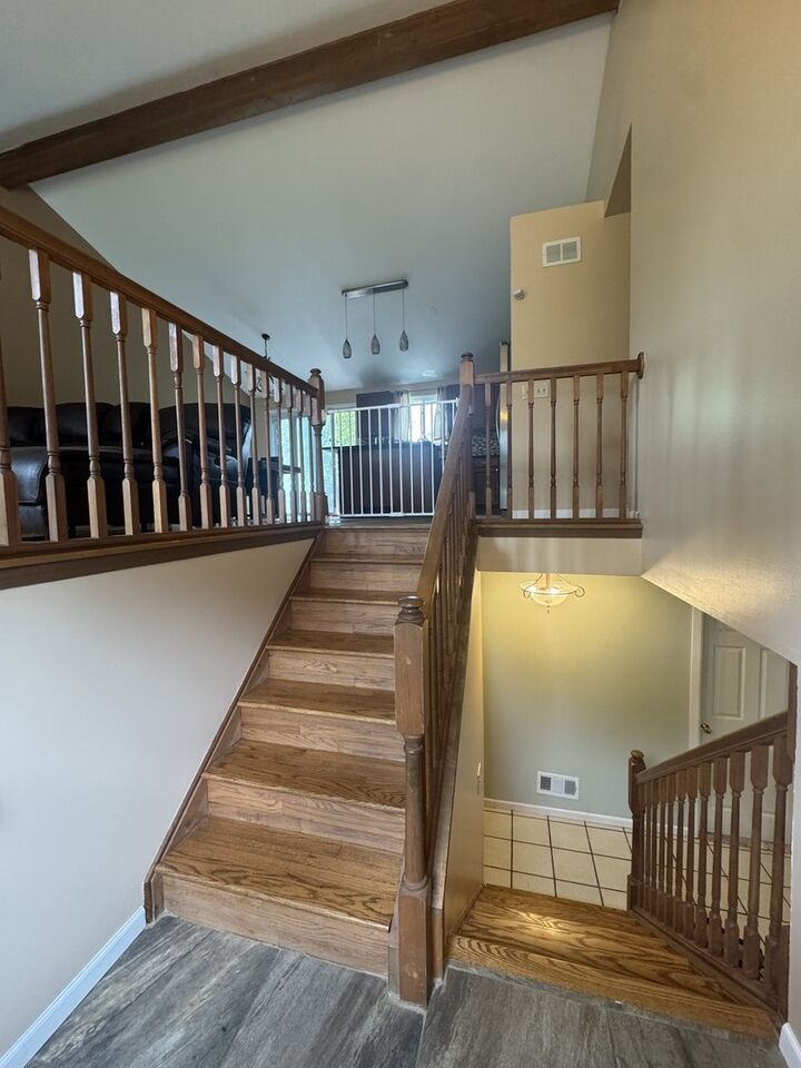 Property Photo:  2833 Apple Avenue  IL 60085 