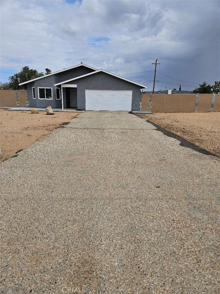 Property Photo:  11072 Moki Court  CA 92308 