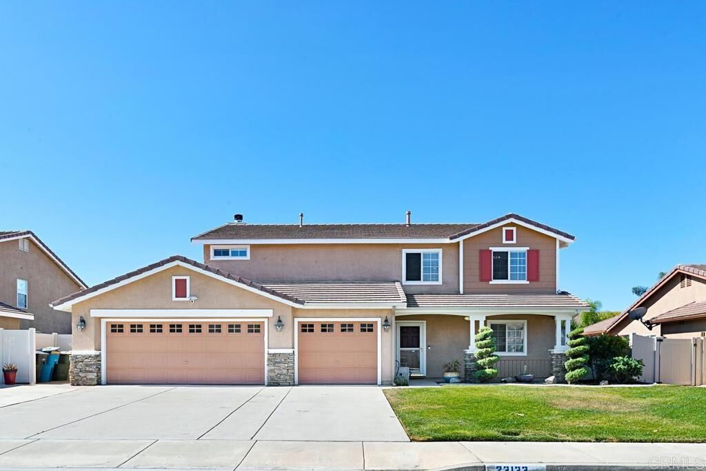Property Photo:  23133 Teil Glen Road  CA 92595 
