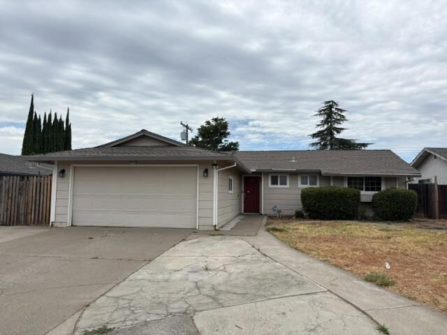 Property Photo:  5633 Revelstok Drive  CA 95842 