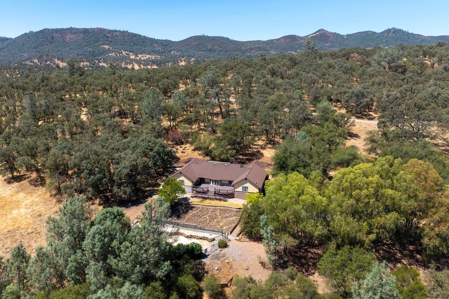 Property Photo: 7632 Pool Station Road CA 95222