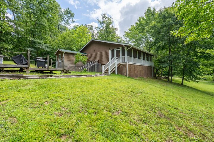 Property Photo: 1454 Cherokee Rd TN 38485