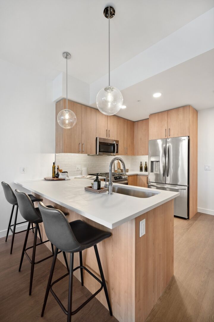Property Photo: 1212 Demonbreun St A4 TN 37203