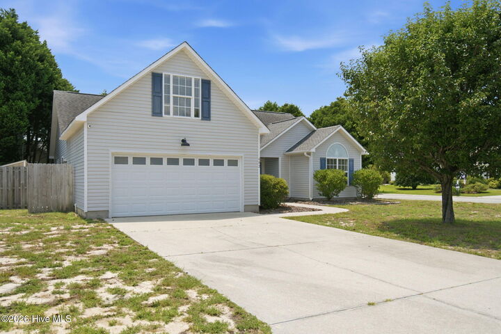 Property Photo: 602 Walston Drive NC 28412