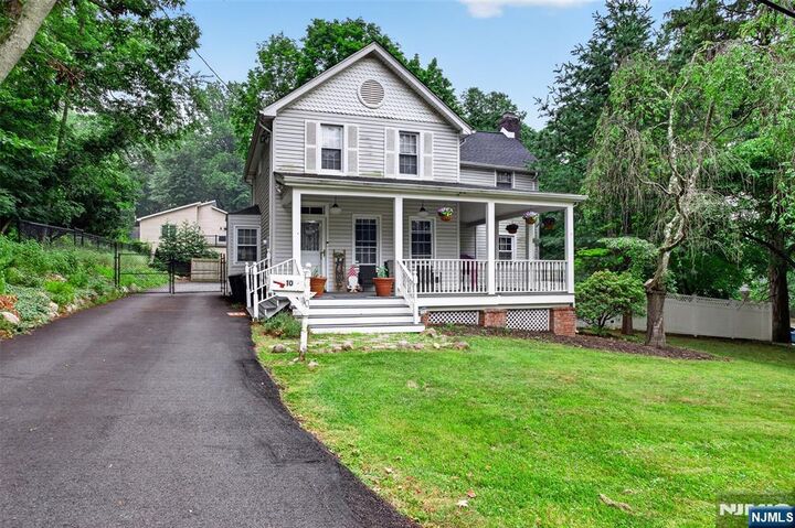 Property Photo:  10 Prospect Avenue  NJ 07677 