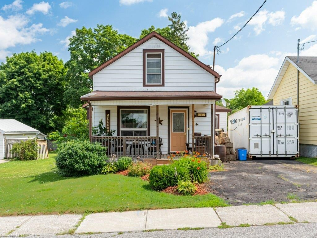 Property Photo: 127 Bond Street ON N5C 3A8