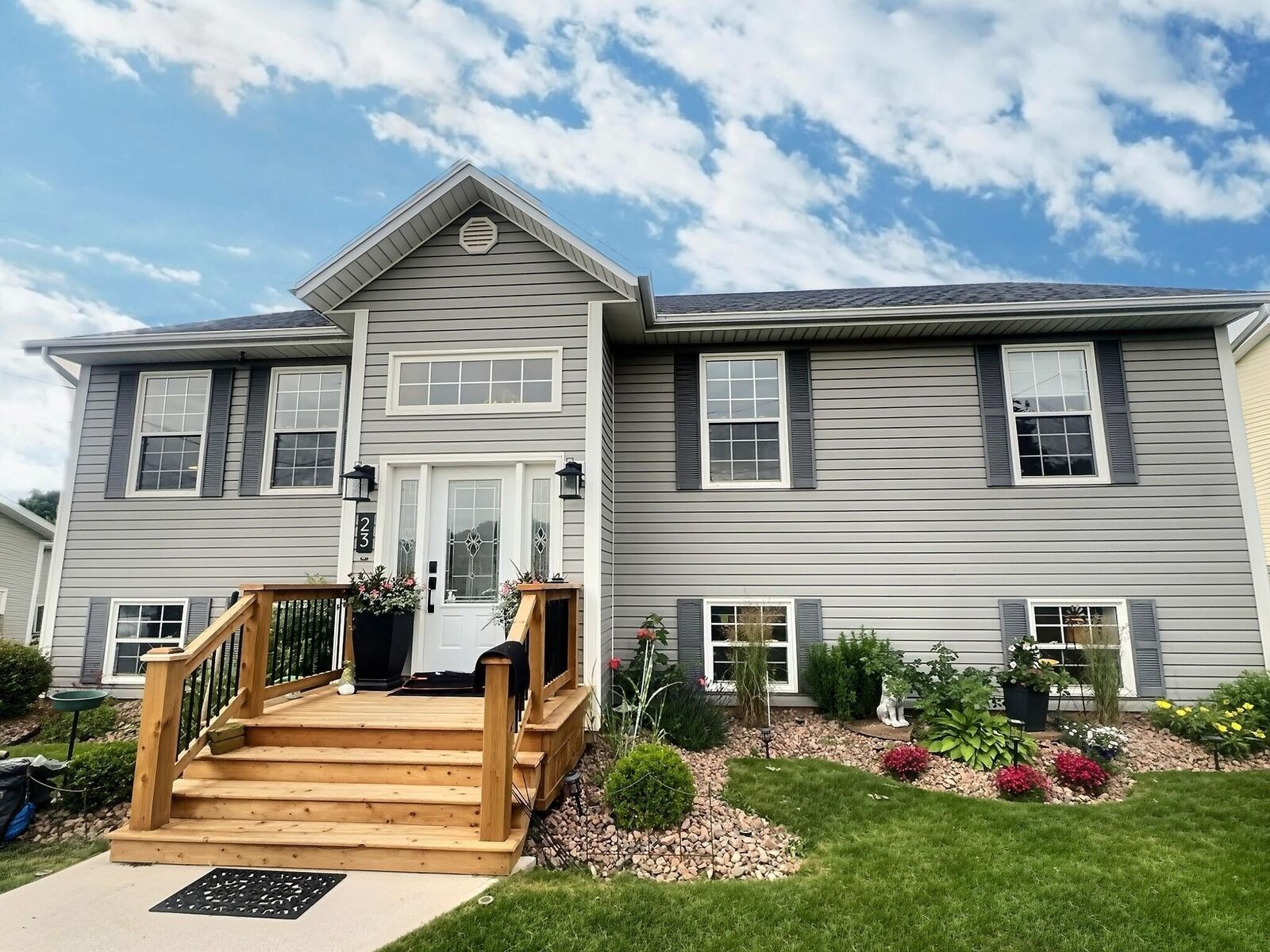 Property Photo: 23 Mitchell Drive PE C1B 1R6