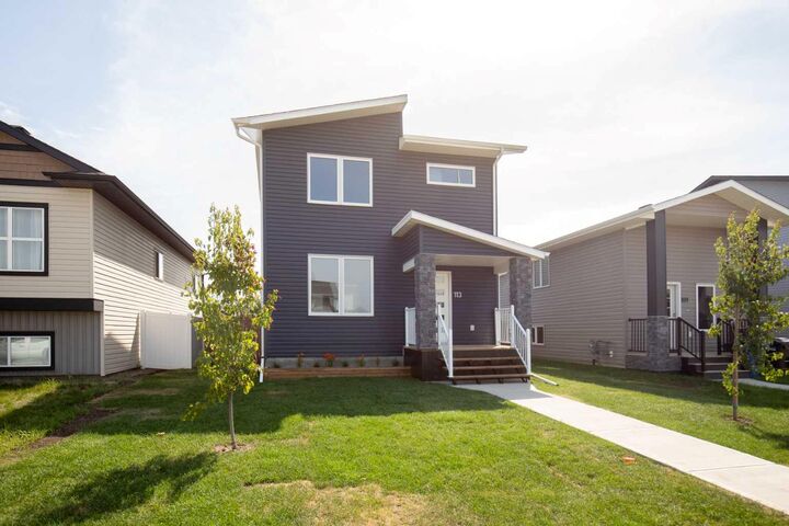 Property Photo: 113 Aztec Crescent AB T4M 0M7