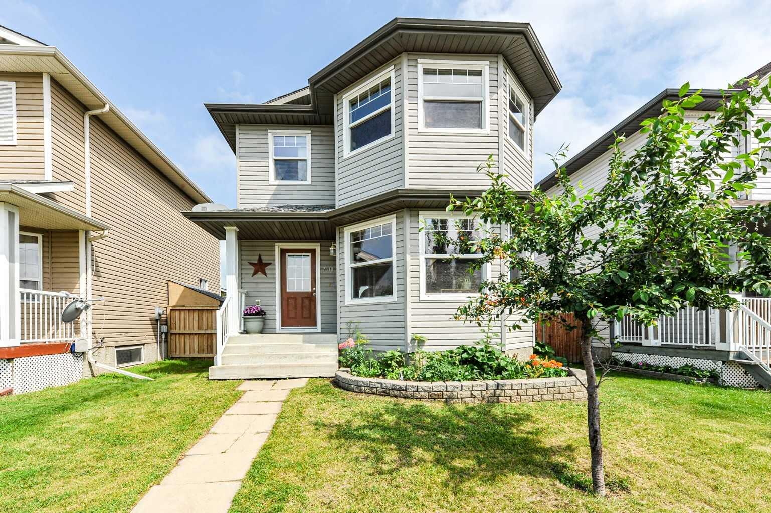 Property Photo: 7310 46 Avenue AB T4V 1X9