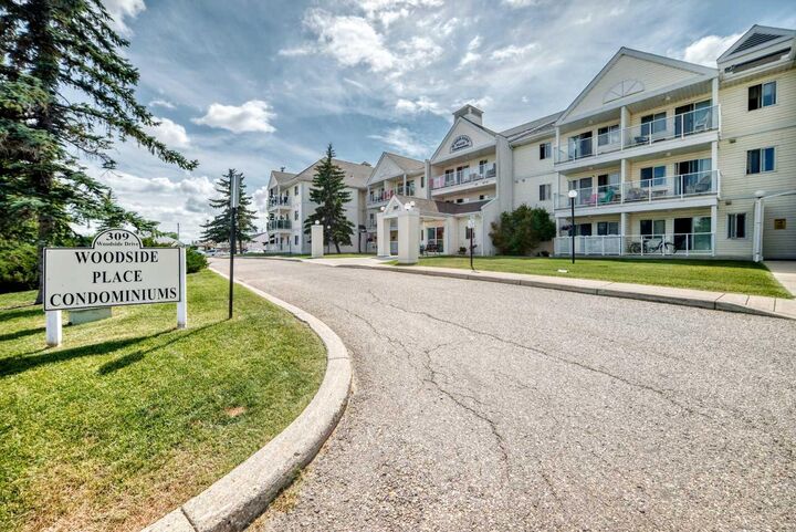 Property Photo: 309 Woodside Drive NW 307 AB T4B 2E7