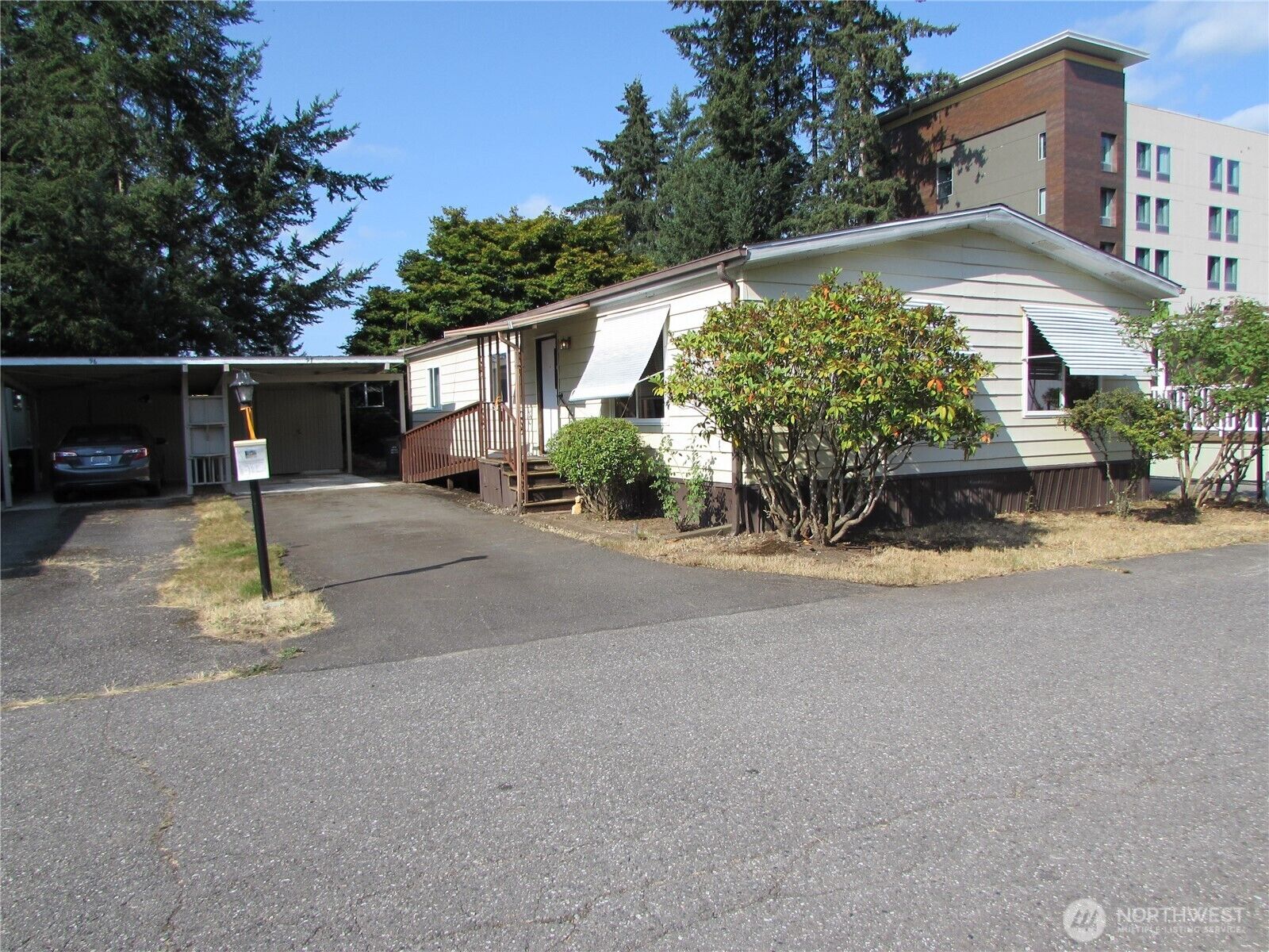 Property Photo:  11424  36th Drive NE 97  WA 98271 