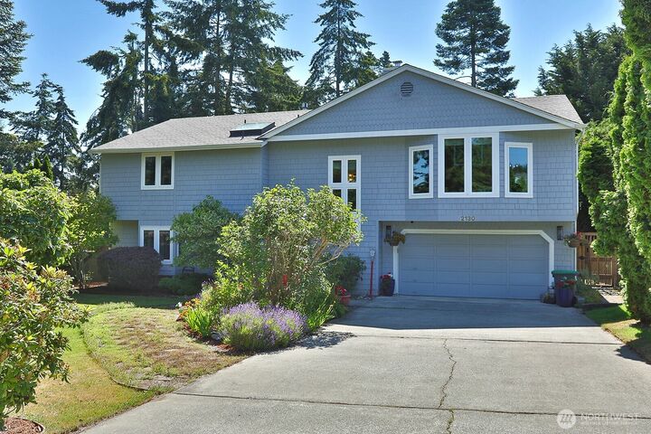 Property Photo:  2130  Fairway Lane  WA 98277 