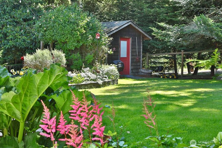 Property Photo: 2130 Fairway Lane WA 98277